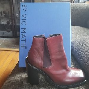 87 VIC MATIE Boots